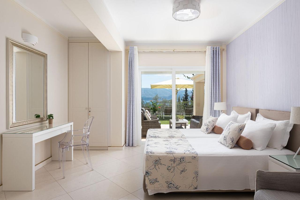 Villa Fantasia Isthmia Luaran gambar