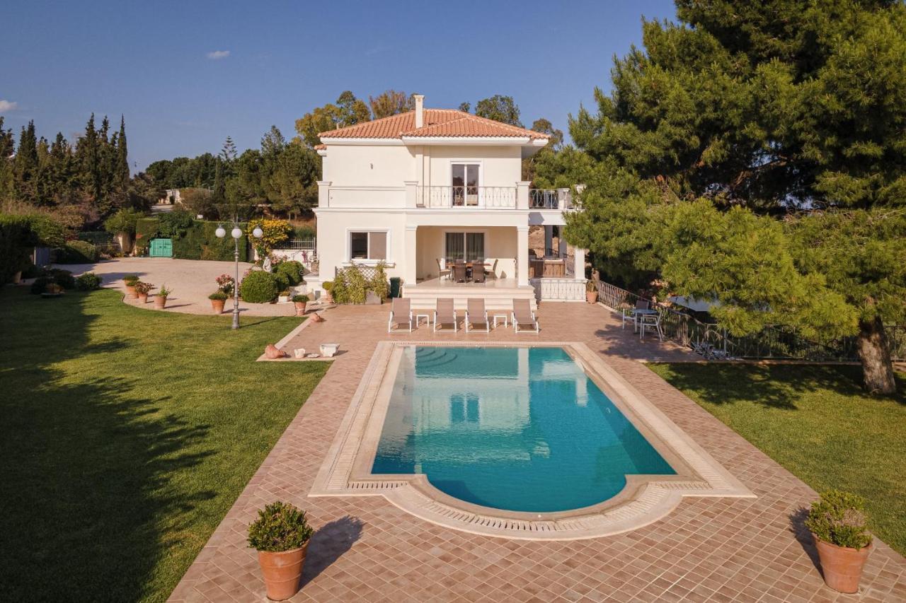 Villa Fantasia Isthmia Luaran gambar