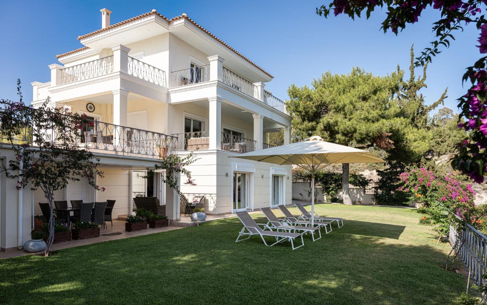 Villa Fantasia Isthmia Luaran gambar
