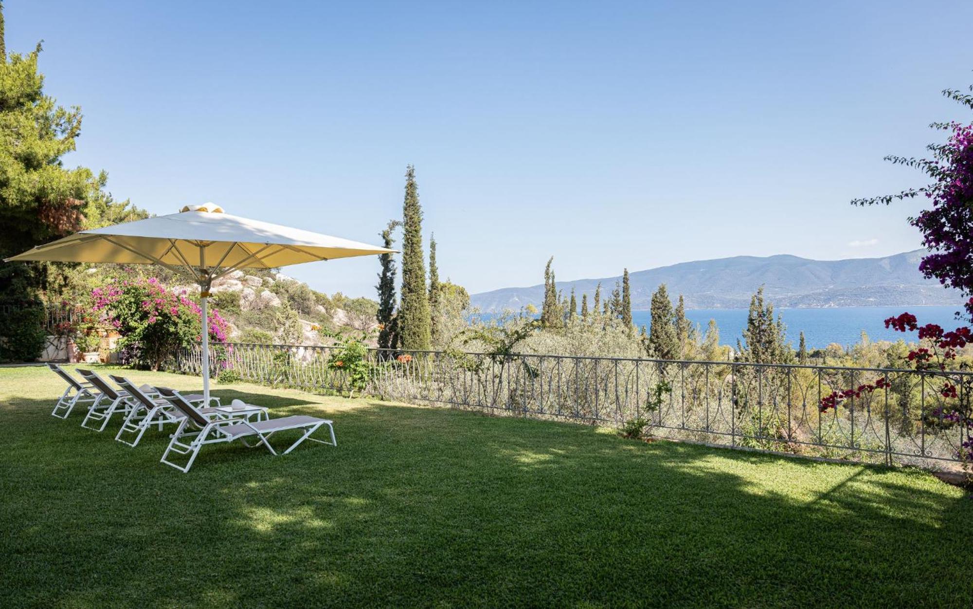 Villa Fantasia Isthmia Luaran gambar