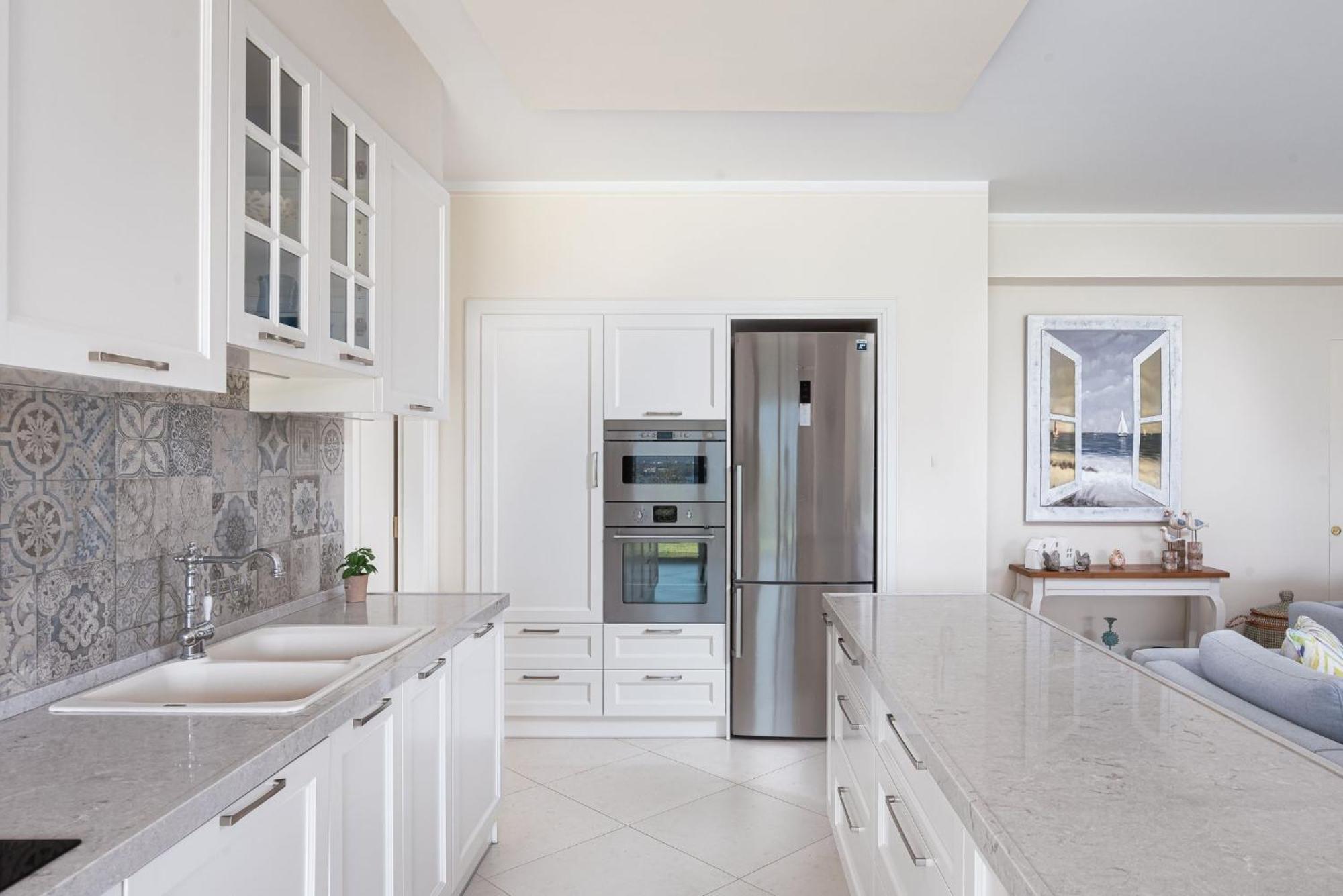 Villa Fantasia Isthmia Luaran gambar