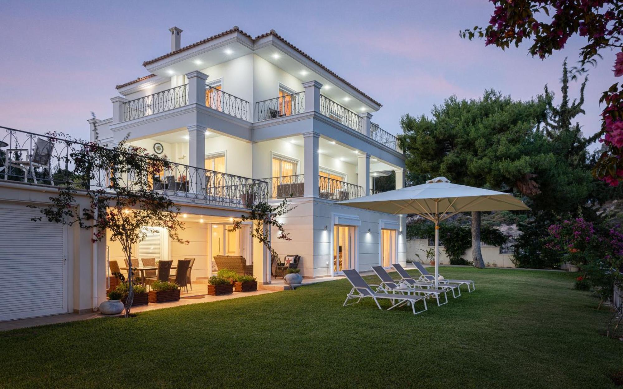 Villa Fantasia Isthmia Luaran gambar
