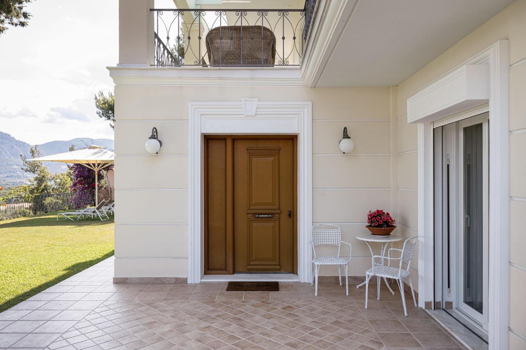 Villa Fantasia Isthmia Luaran gambar